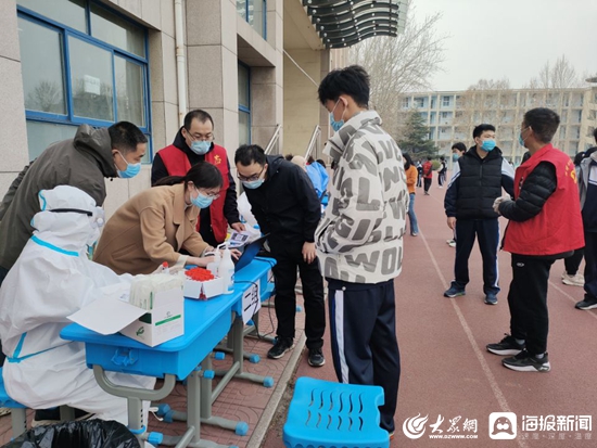 淄博抗疫志愿者,同心抗疫淄博加油