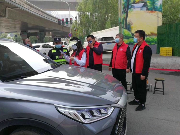 抗疫人员化身曙光守护者,抗击疫情保安工作事迹