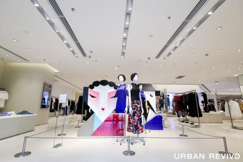 聚焦时尚业数字化未来，UR（URbanRevivo）坚持线上线下全渠道发展