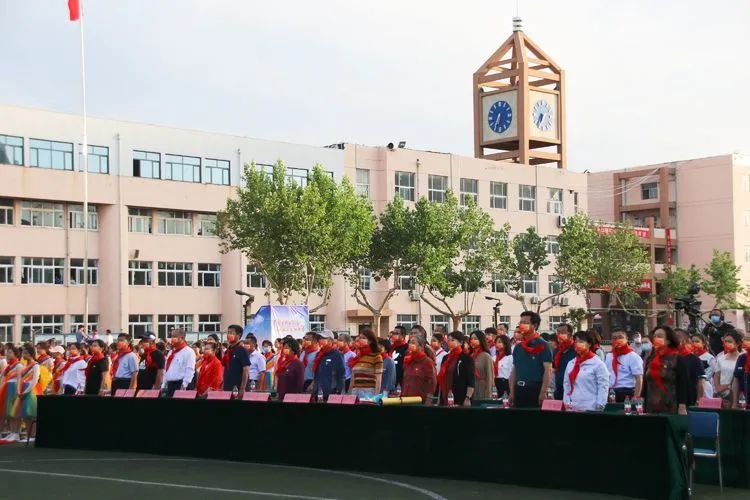 五秩芳华守初心自强不息铸辉煌｜德州五中举办2022年庆“六一”篝火晚会暨50周年校庆文艺演出