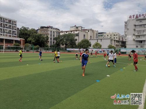 九江暑期免费托管服务,初中暑期封闭托管