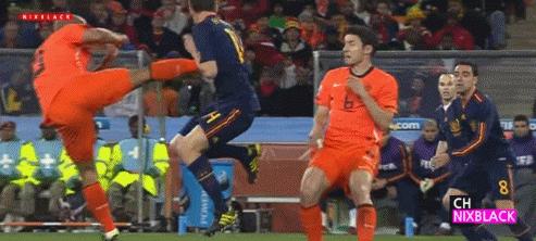 伊涅斯塔世界杯边线过人,伊涅斯塔视频世界杯绝杀