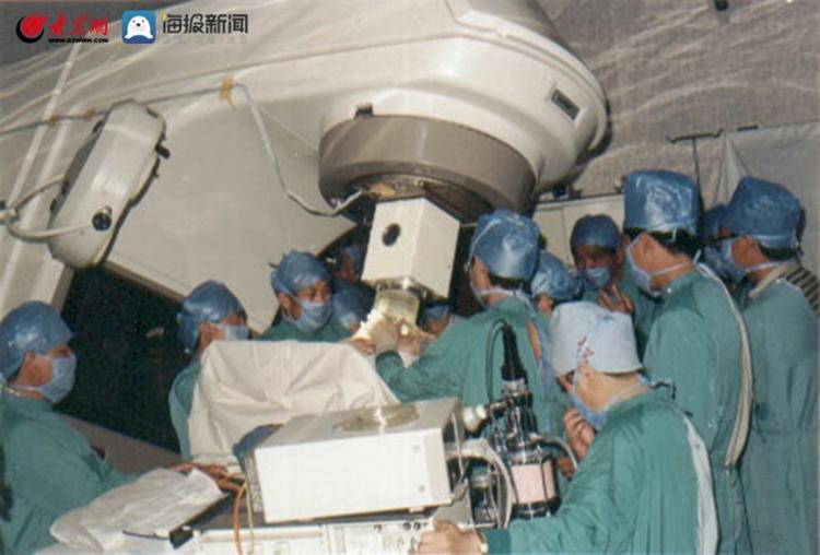 医路漫漫初心不改,医路漫漫不忘初心砥砺前行