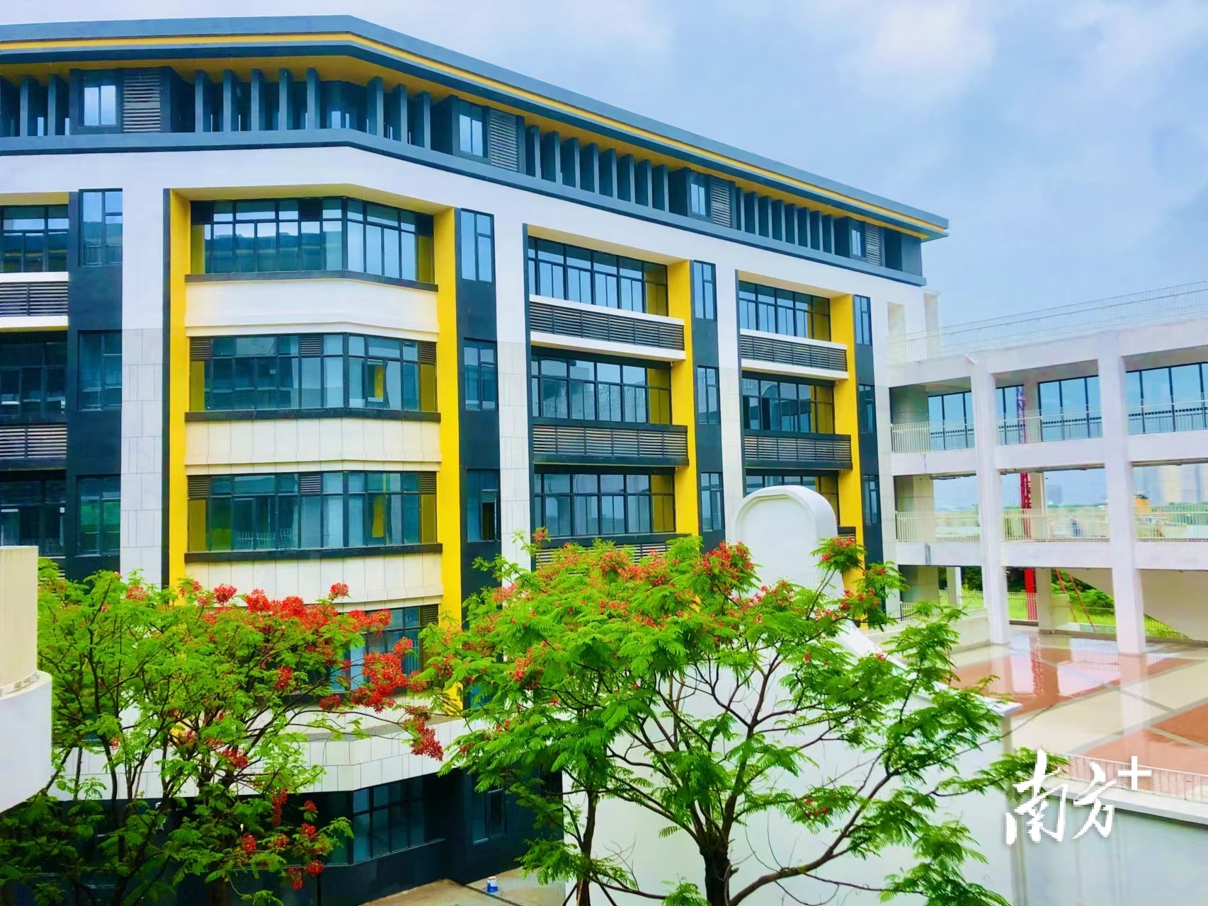 视频｜期待值拉满！顺德容桂第一所“学校3.0”版最美校园将启用