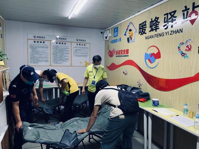 24小时不打烊便捷服务,24小时无节假日的服务