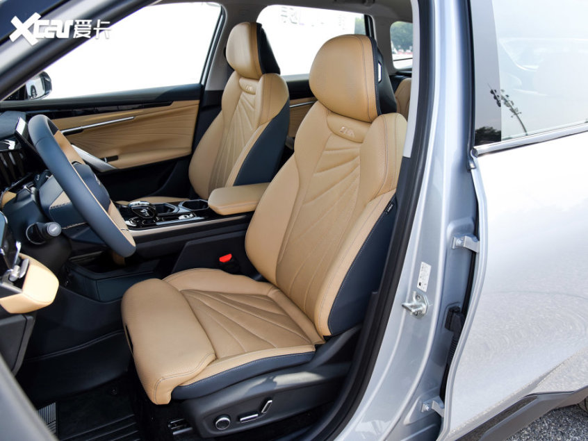 吉利卷王,吉利博越百万款试驾视频