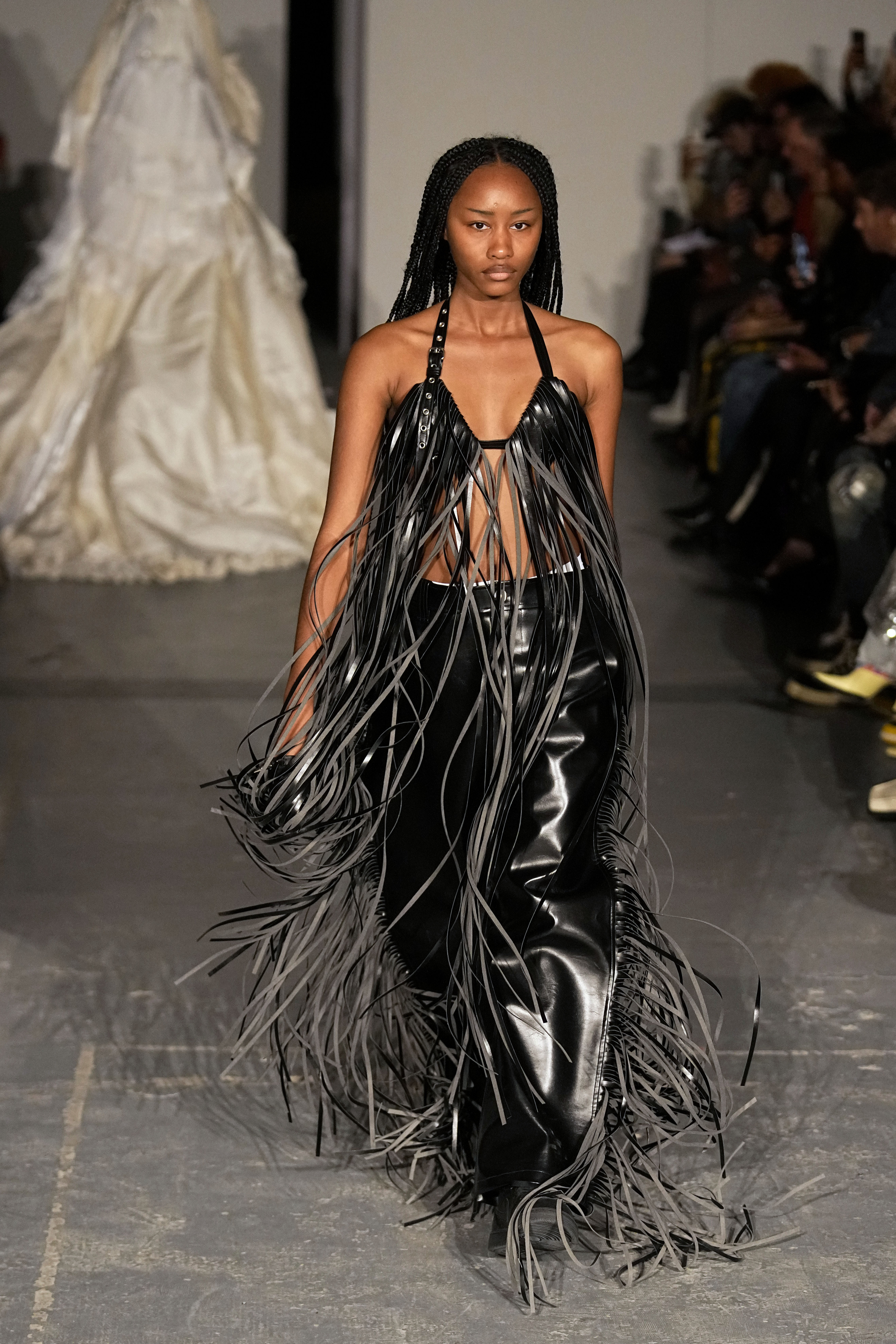 巴黎时装秀2023秋冬成衣,巴黎时装秀薄款系叛逆时装