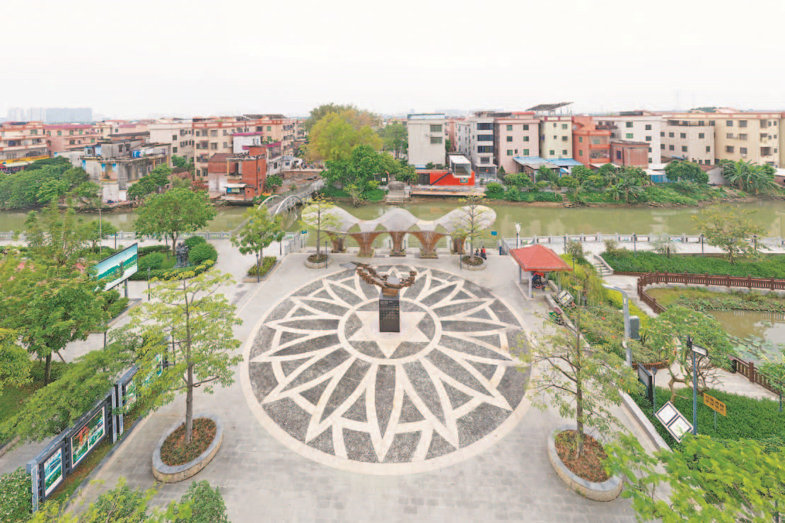 在改革开放大潮中作用,充分发挥改革创新引领作用