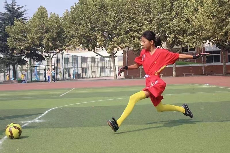 女足刘晨青岛,青岛籍国家女足守门员