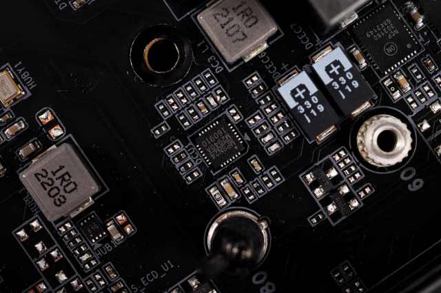 技嘉z790aorus小雕测评,技嘉z790aorusmaster评测