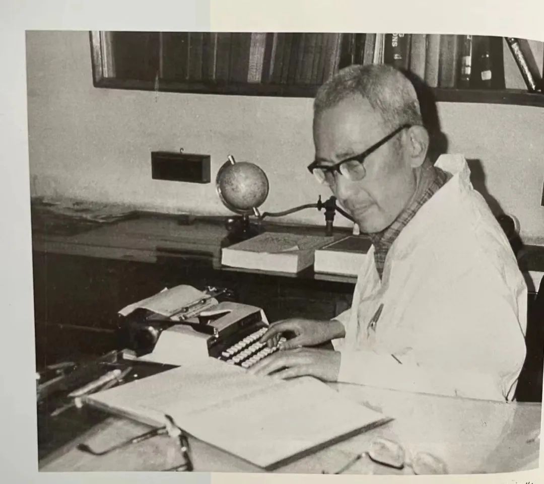 百岁丁光生：研出一种药，办过一份刊