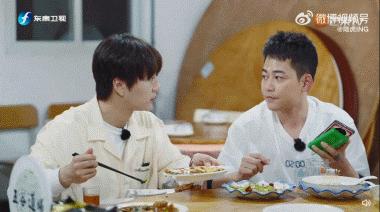 人是越来越红了，精神越来越不“正常”？