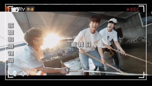 人是越来越红了，精神越来越不“正常”？