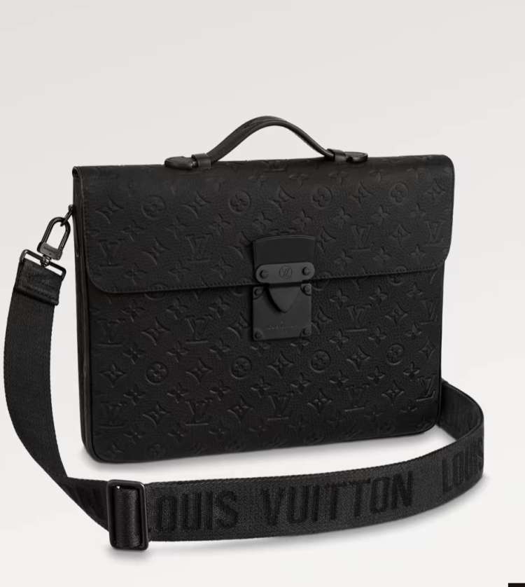 lv目前最流行的几款男包包,lv最实用男士包