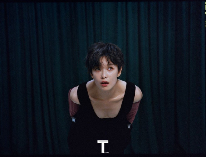 倪妮一字锁骨完整版,倪妮锁骨杀惊艳全场