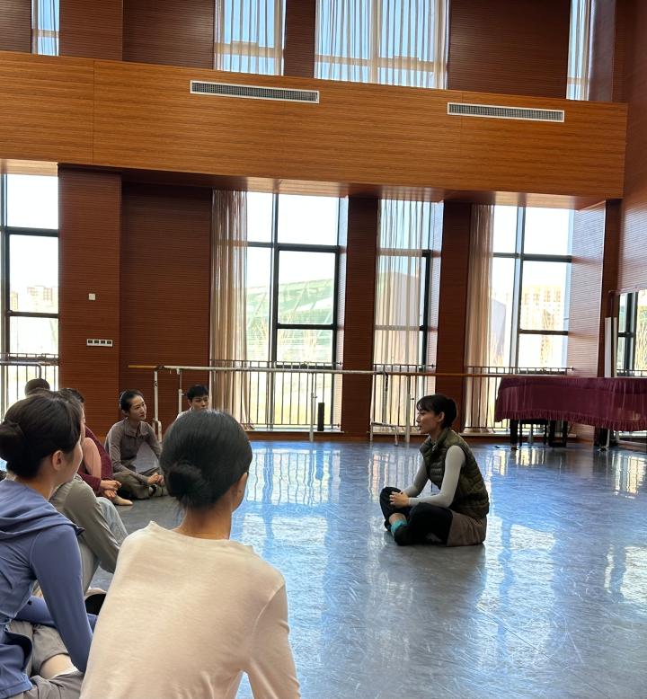 二十大代表在基层丨于川雅：一“新”一“毅”用“足尖艺术”讲好中国故事、红色故事