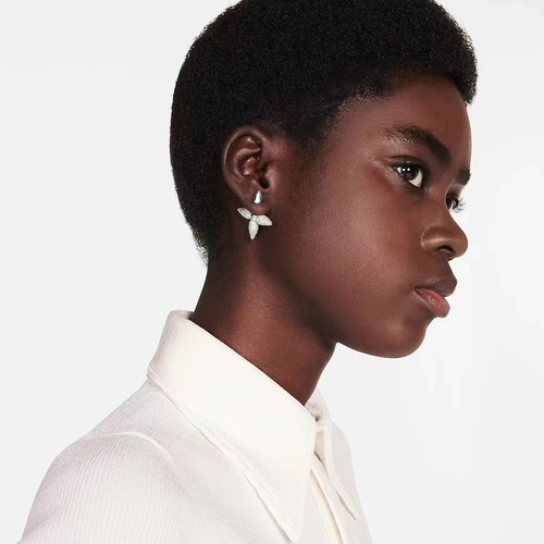 lv配饰推荐,lv最值得入手的饰品