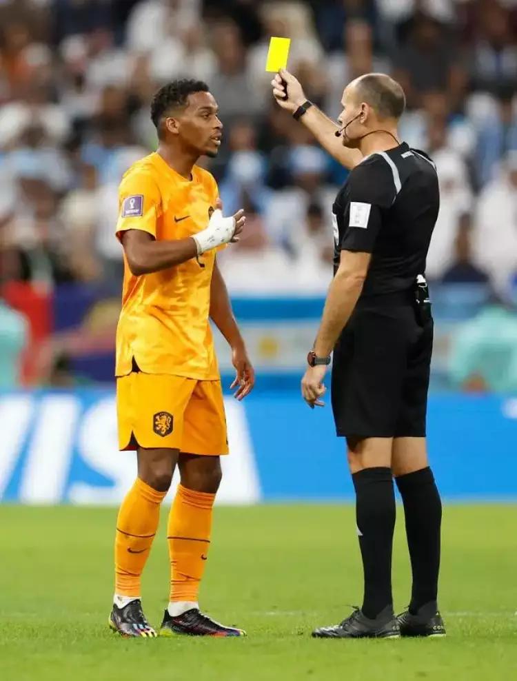 “小公主”本是执法世界杯决赛的头号热门，可惜荷阿大战自毁前程