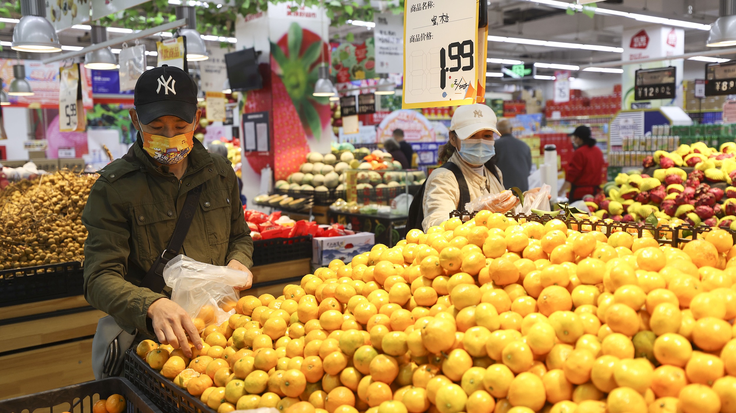 如何评价中国经济回升向好的现状,怎么促进国内经济消费
