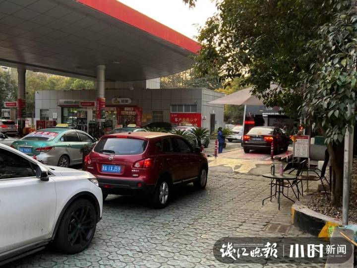 24小时自助洗车春节不涨价,24小时自助洗车店洗车一次多少钱