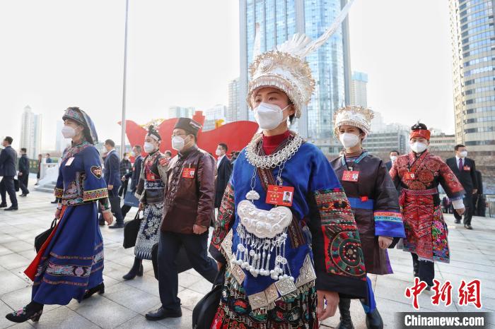 “国潮风”起非遗如何创新？代表委员建议用“新人”