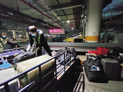 机场行李是如何过安检,机场行李安检流程