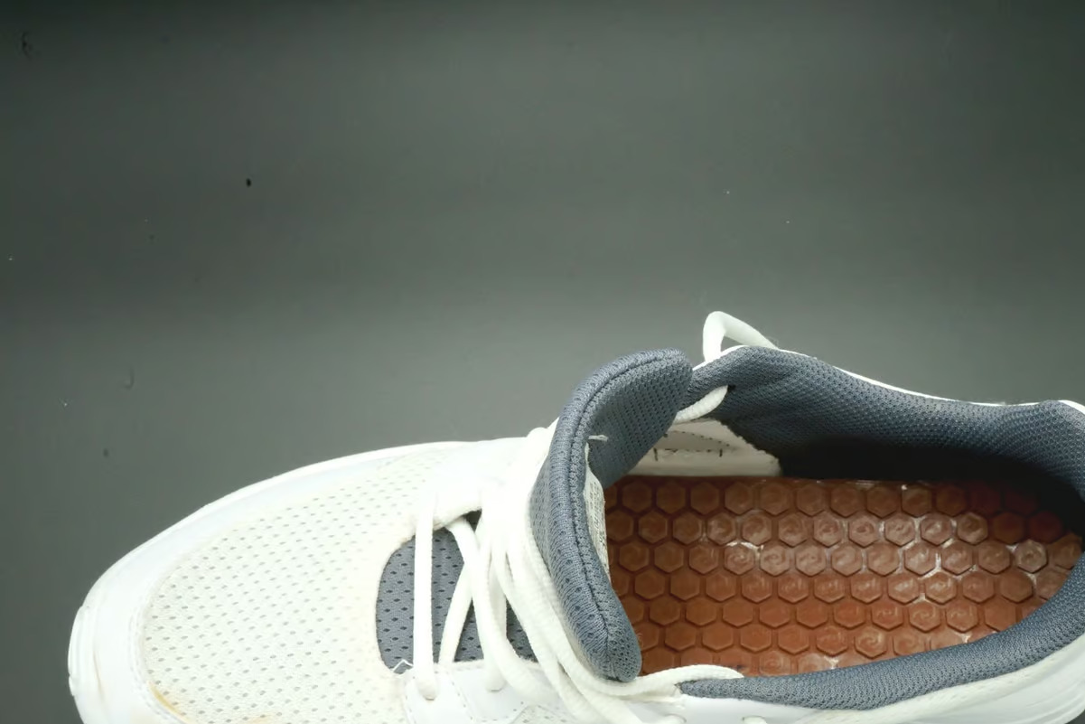 鞋垫自动加热,循环利用自发热鞋垫