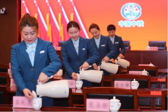 扎根电网施工一线爱岗敬业,班组天地杂志封面