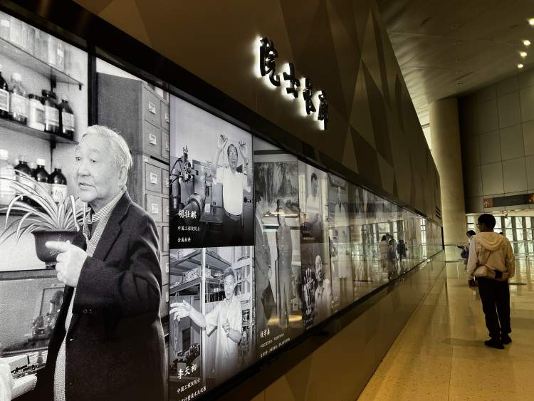 上海科技馆闭馆竟然有彩蛋!太羡慕最后一场电影的观众,有惊喜,值得永远珍藏的那种