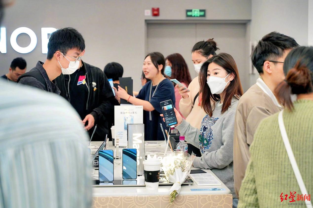 荣耀magic5至臻版和华为p60选择对比,荣耀magic5至臻跟华为p60pro