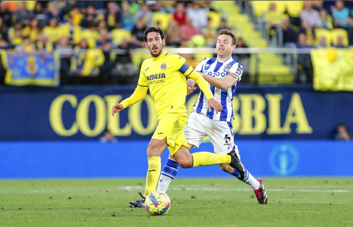 格列兹曼月度最佳球员,西甲格列兹曼梅开二度助攻巴萨