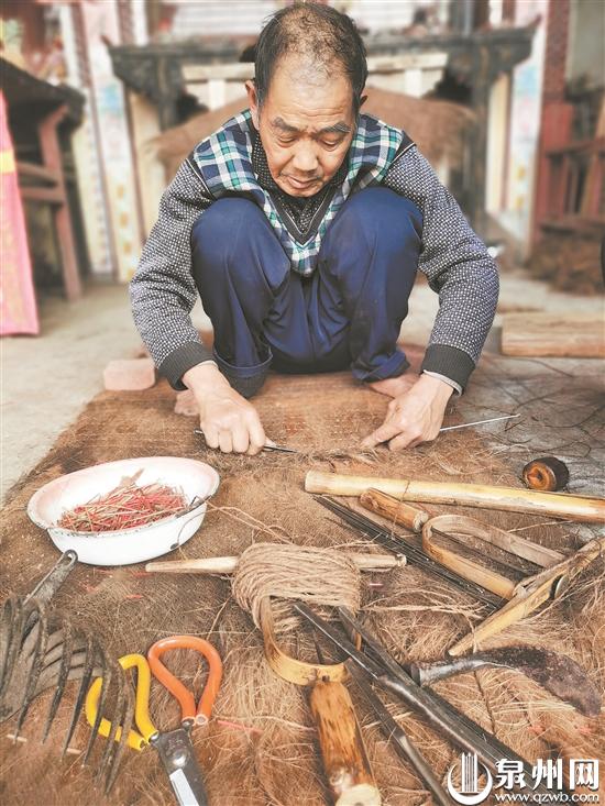 老一辈手艺人坚守传统手艺,老手艺匠人内心的坚守