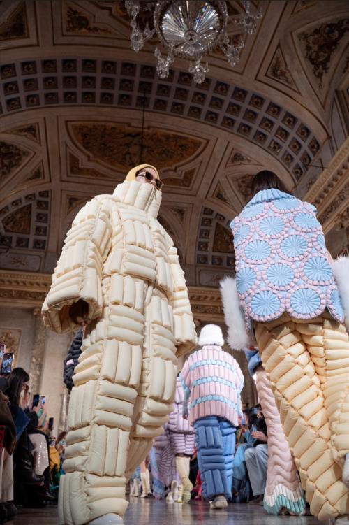 时装品牌集体亮相纽约时装周,品牌参展上海时装周