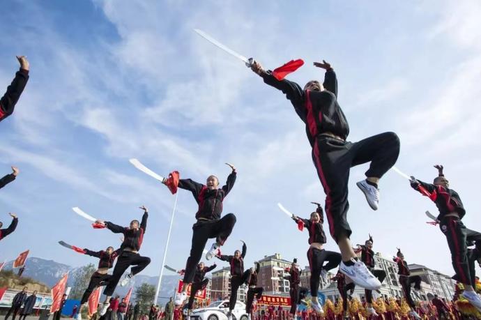 郑重其事深度解析,郑重其事浩然正气