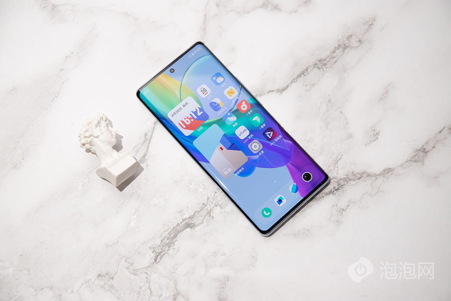 vivoy78直面屏手机值得买吗,vivoy78+256g值得拥有吗