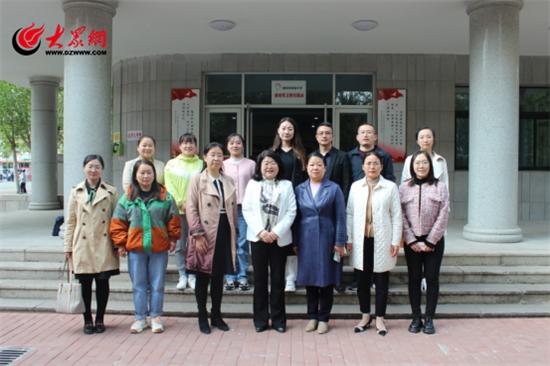 临朐南苑小学和临朐第一实验小学,县教育考察团来我校