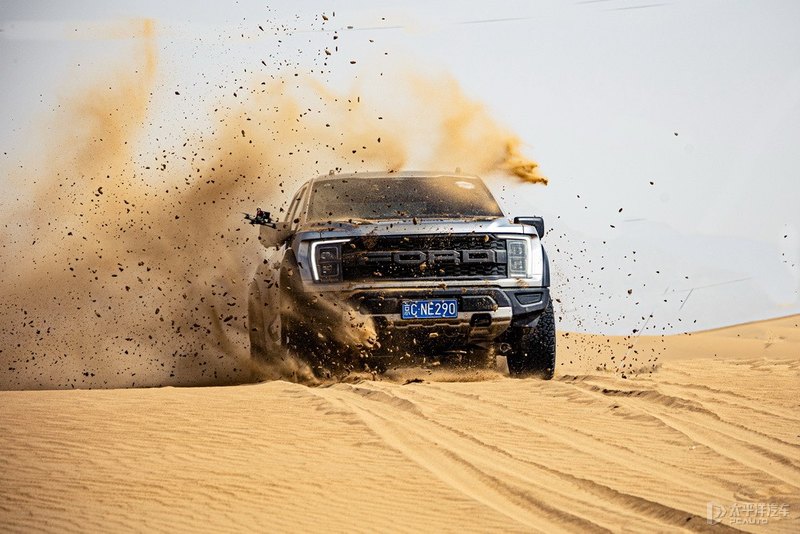 乌兰布和沙漠猛禽翻车后续,福特f-150猛禽图解