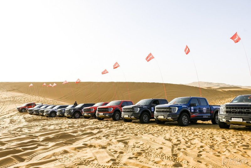 乌兰布和沙漠猛禽翻车后续,福特f-150猛禽图解