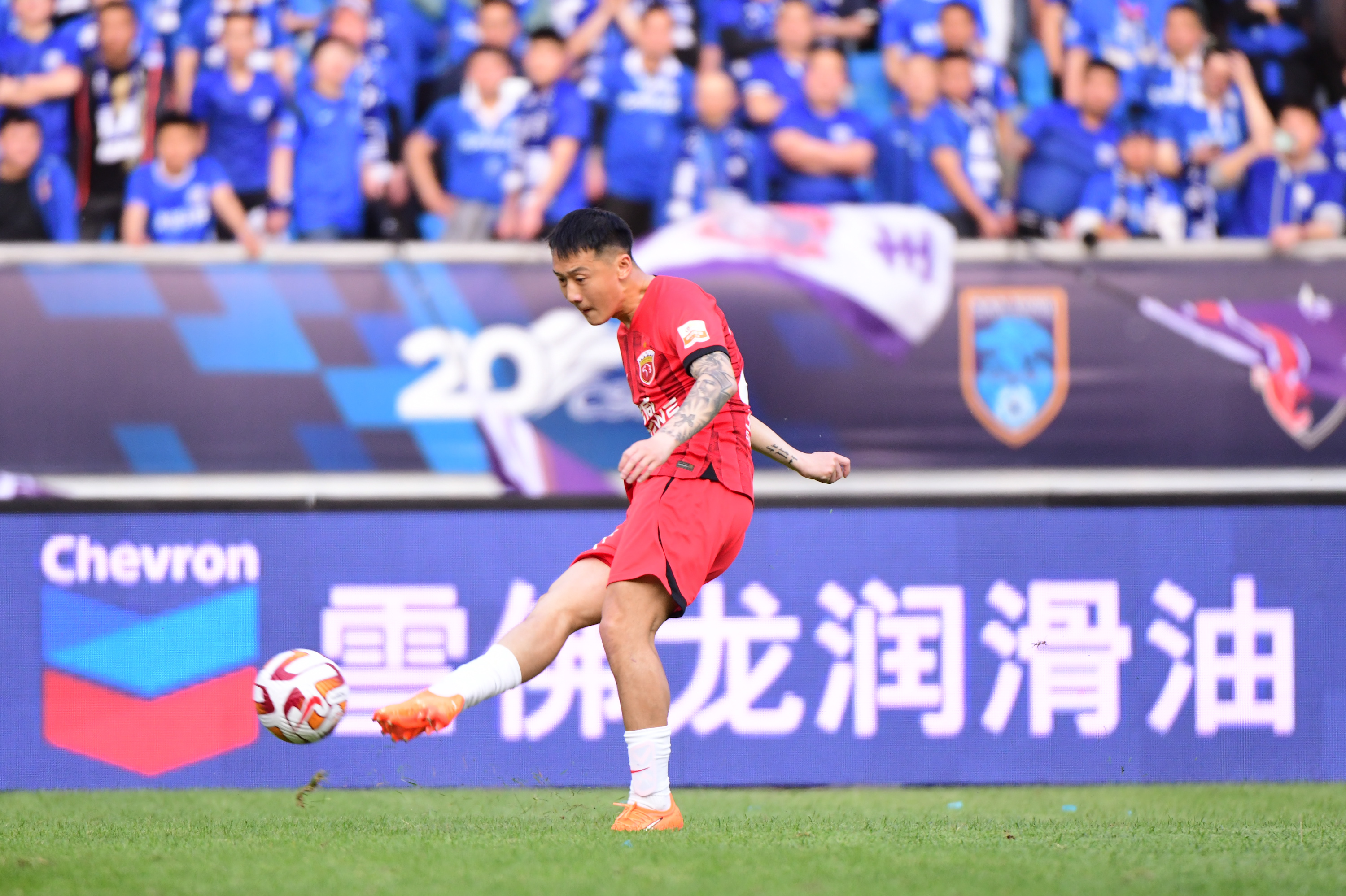 中国足球发展下去何时有出头之日,中国足球在挫折中前行