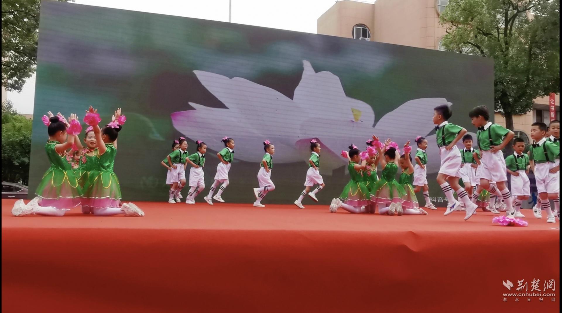 享受科技文化盛宴汉南区育才小学学子“解锁”快乐“六·一”