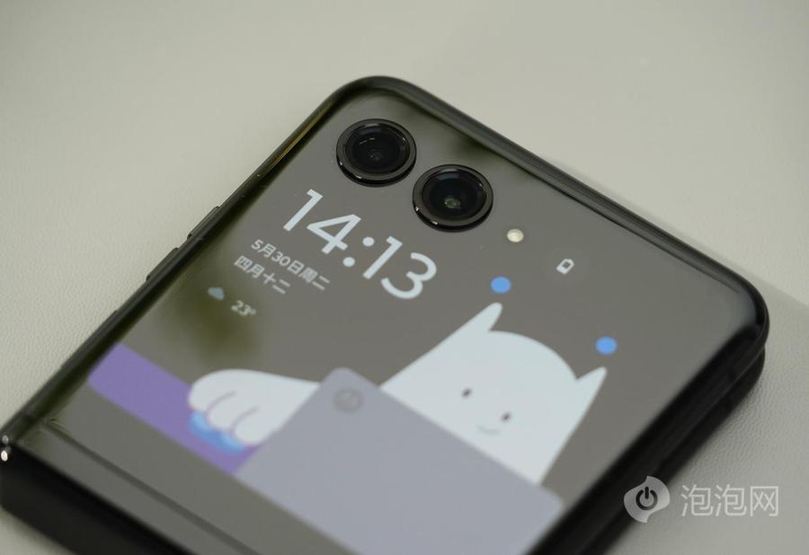 motorazr40ultra折叠屏测试,motorazr40ultra双卡测评