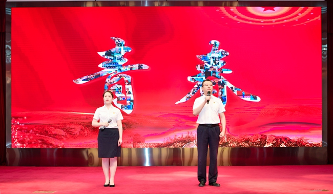 中国石油西北销售公司举办“我与先辈比奋斗踔厉奋发创一流”青年演讲比赛