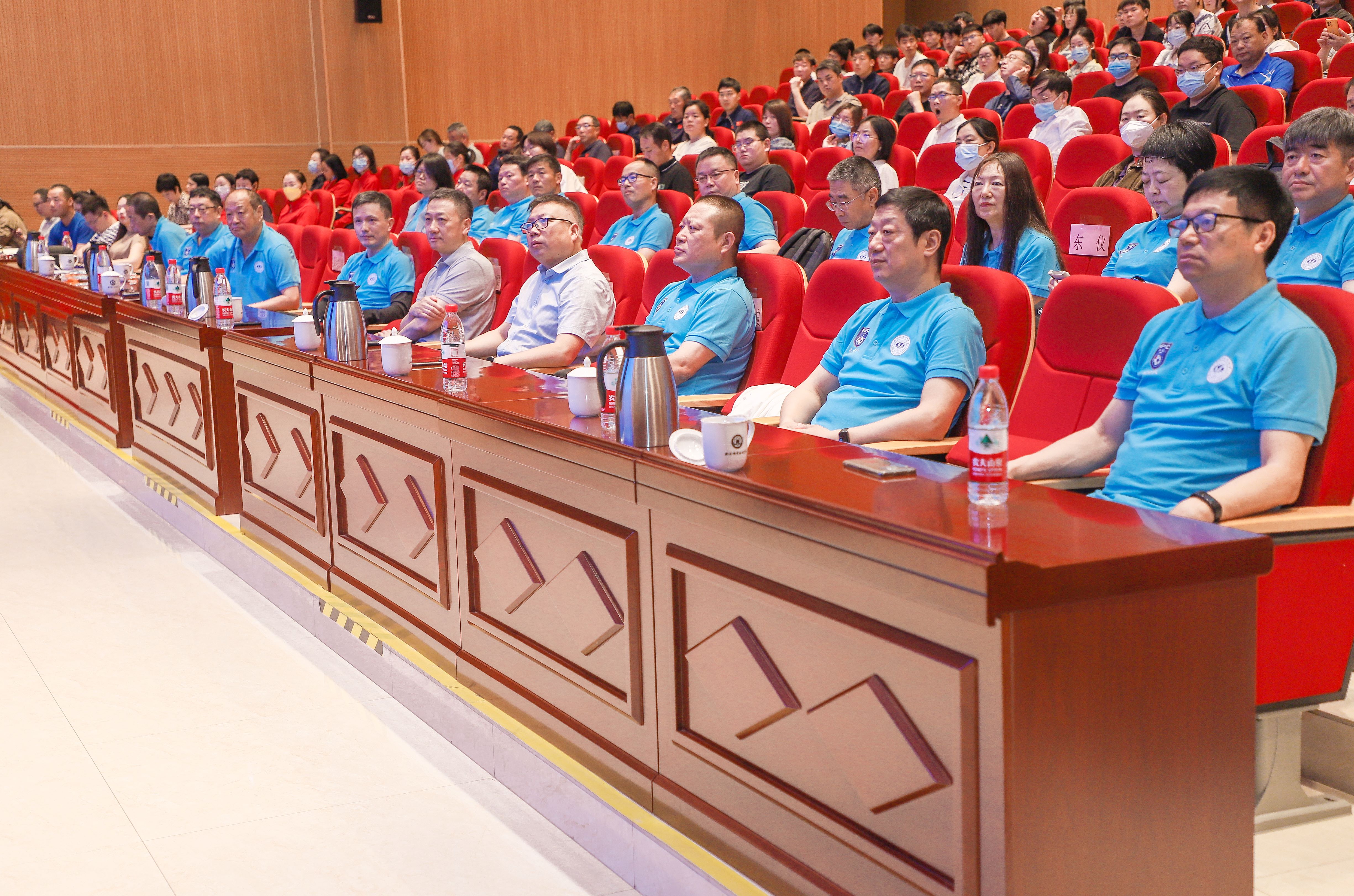 洛阳工学院99级杰出校友,洛阳科技职业学院优秀毕业生