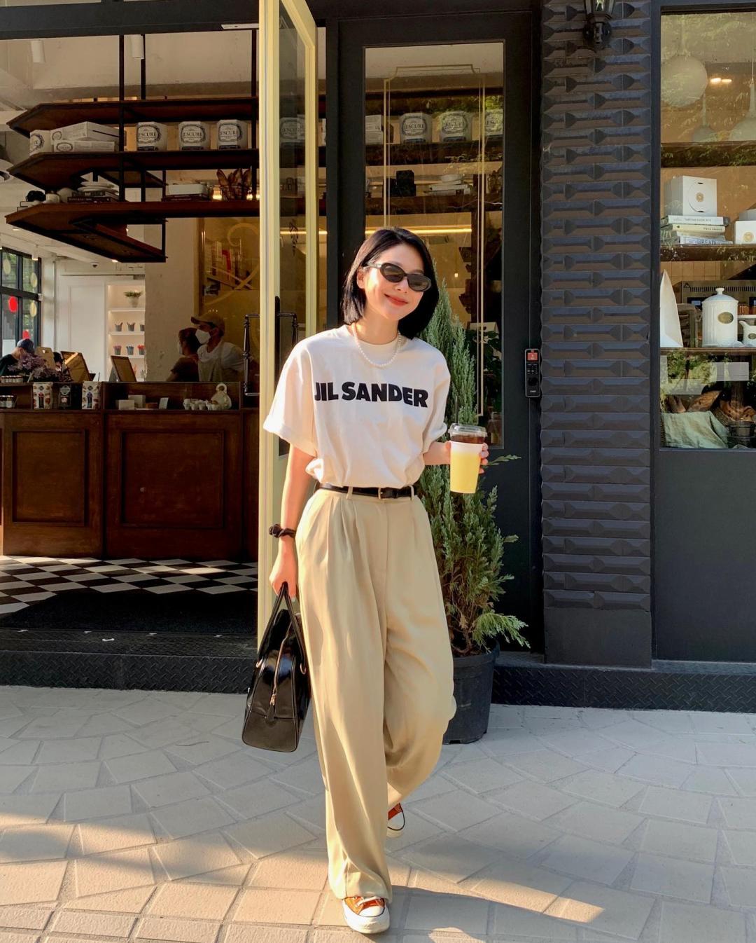 韩系女性穿搭简单好看,韩式穿搭怎么搭