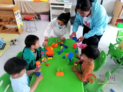 骞冲害甯備粊鍏嗛晣鍚曟垐搴勫辜鍎垮洯,骞冲害浠佸厗鍐锋垐搴勫辜鍎垮洯