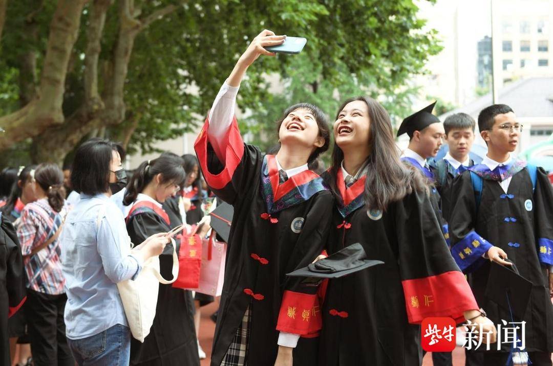 南京金陵中学2018毕业,南京市江宁区麒麟门中学毕业典礼