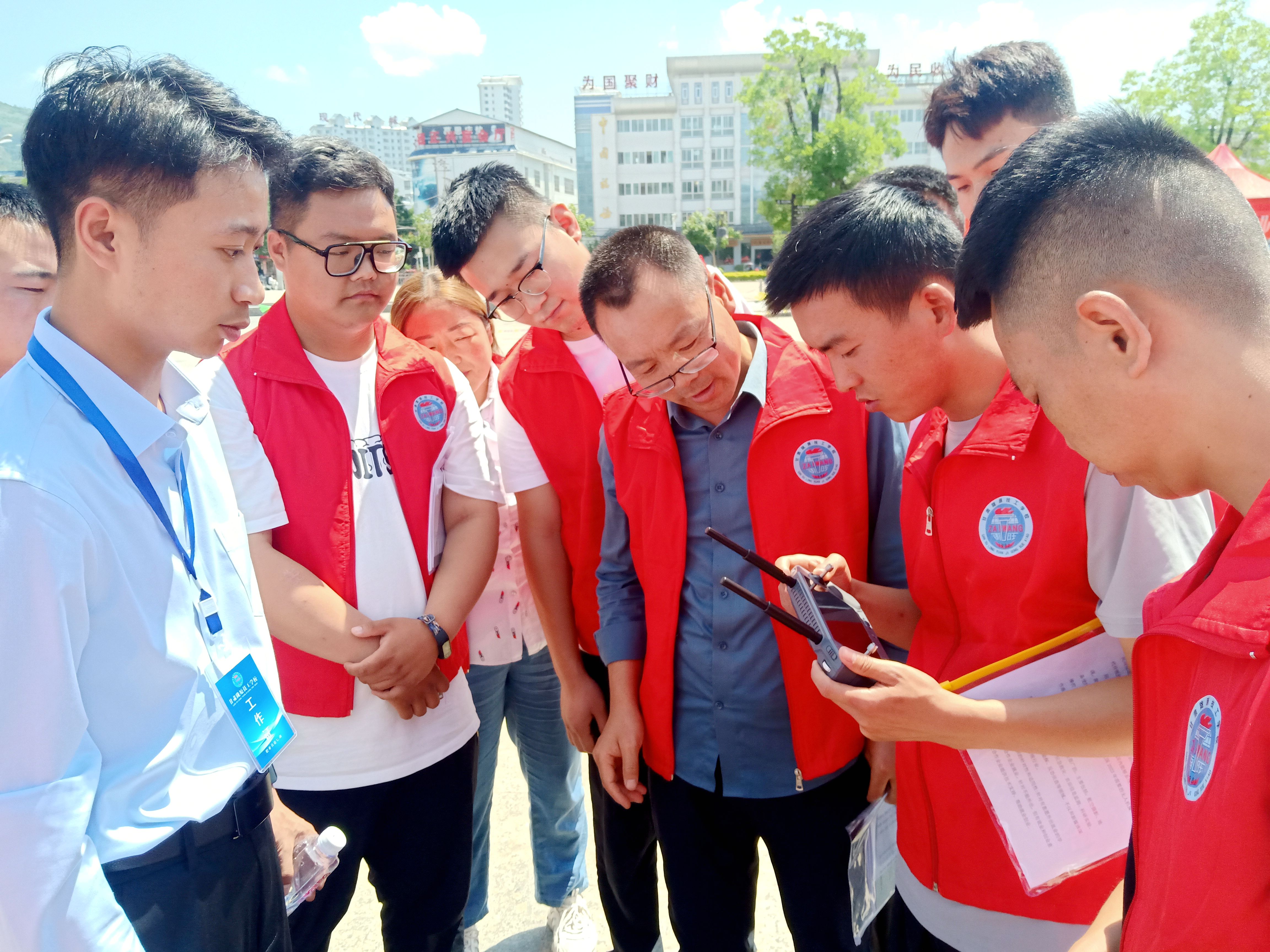 2023年陇南市首届无人机驾驶员项目制培训班在礼县开班