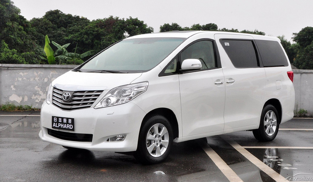 全新皇冠威尔法对比全新埃尔法,威尔法和皇冠埃尔法