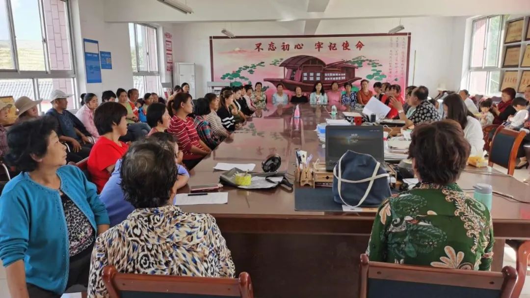 临洮县新添镇崖湾村杨家大庄,甘肃省定西市临洮县新添镇崖湾村