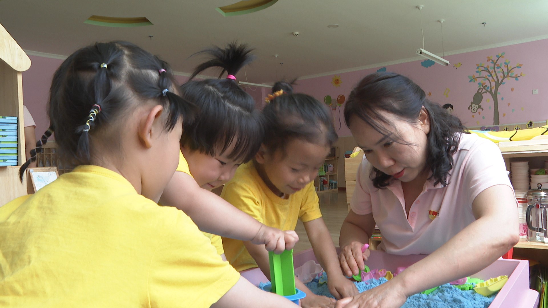 【*党**员风采】王丽梅：坚守初心做幸福的幼教人